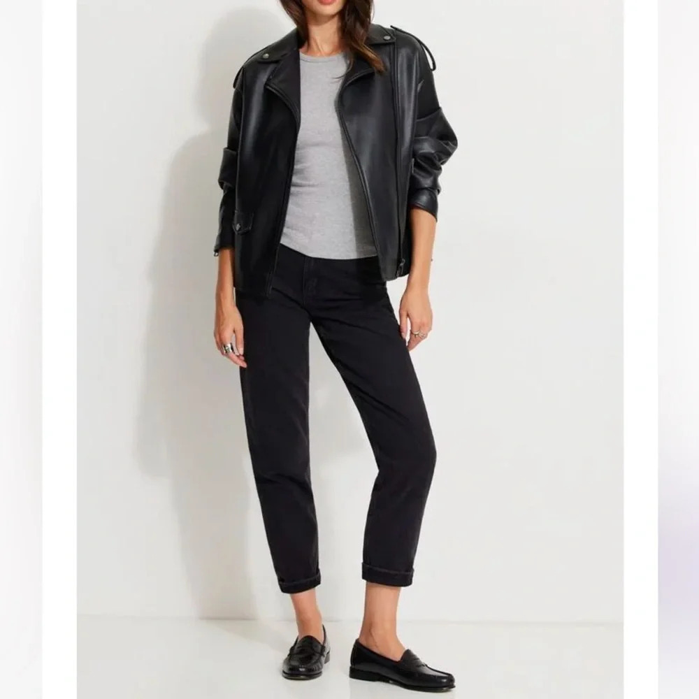 Claudia Mom jeans black denim size 31 - Dynamite